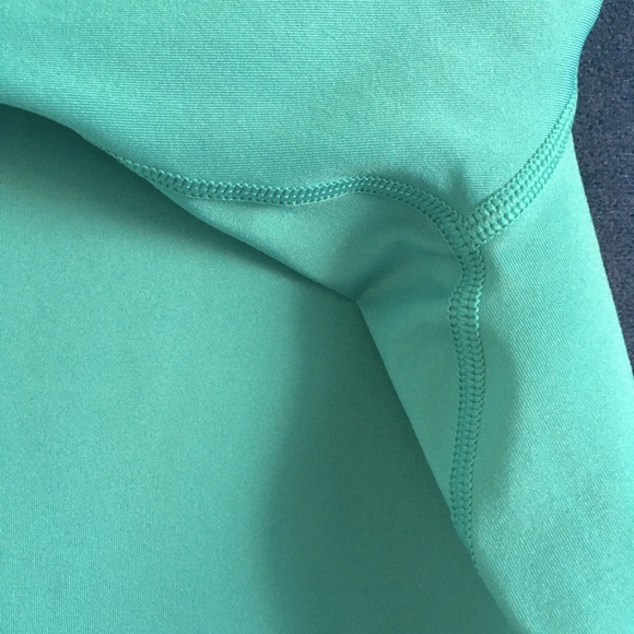 Nike Pro | Teal Dri-Fit Top - Picture 5 of 11